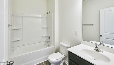 NC_Denali_534-Denali-Rd_Cali-N_Dark-Brow