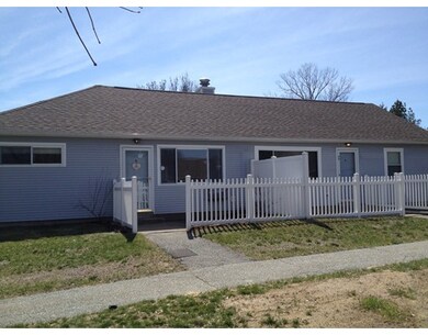 28 Fredette St unit 28, Chicopee, MA 01022 - photo 2