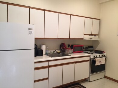 2652 N Wayne Ave unit 2R, Chicago, IL 60614 - photo 6