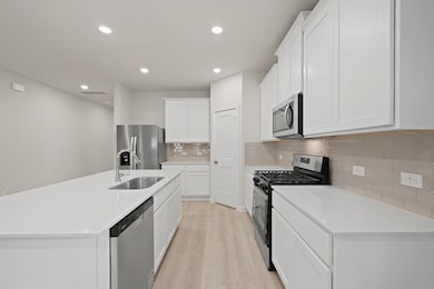 3508 Monroe St, Bay City, TX 77414 - photo 7