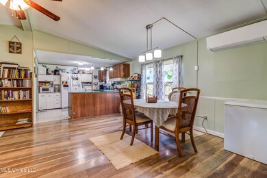 25015 Edgewood Ln (23)
