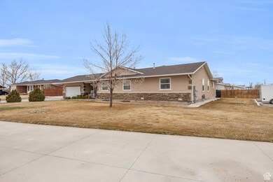 263 Silver Maple Dr, Delta, UT 84624 - photo 2