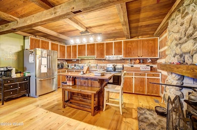 Kitchen 2