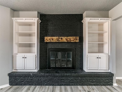 813 N Southminster St, Moore, OK 73160 - photo 5