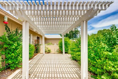 18422 N Conestoga Dr, Sun City, AZ 85373 - photo 5