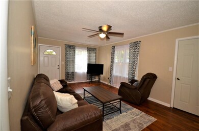 203 W Cleveland St, Prairie Grove, AR 72753 - photo 4