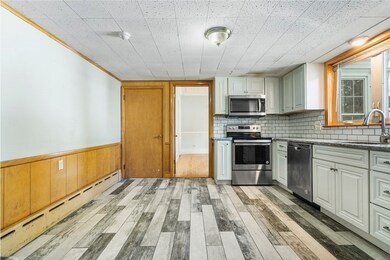 537 Main St unit 3, Woburn, MA 01801 - photo 2