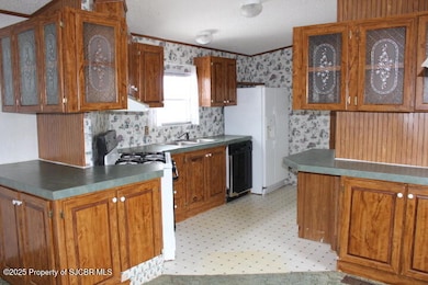 1721 Mountain View Cir, Bloomfield, NM 87413 - photo 2
