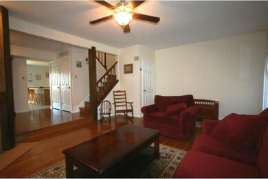 122 Windham Ct, Newtown, PA 18940 - photo 4