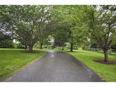 Yard/Garden. Entry drive