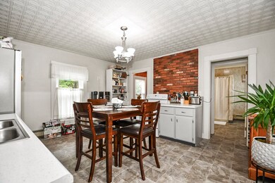 107 Myrtle St unit 2, Lowell, MA 01850 - photo 6