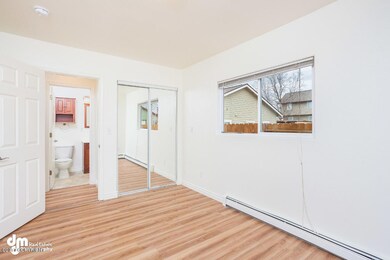 Unit 4 Bedroom 20170424-DW-7542-SMALL