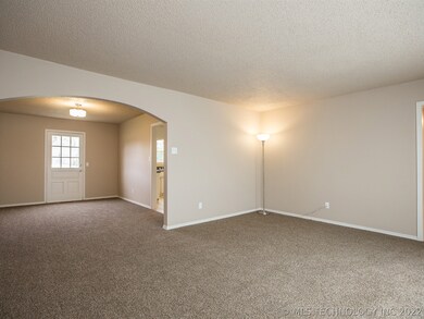 6531 S 265th East Ave, Broken Arrow, OK 74014 - photo 6