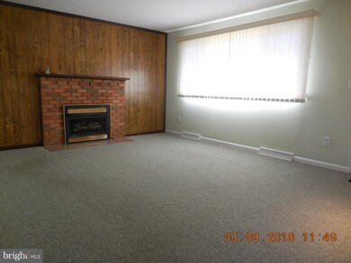 5708 Alan Dr, Clinton, MD 20735 - photo 3