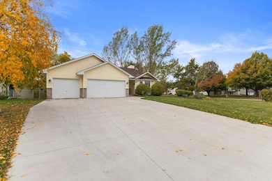 1400 4th St NE, Buffalo, MN 55313 - photo 2