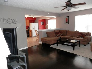 486 Pitch Pine Dr, Whiteland, IN 46184 - photo 6