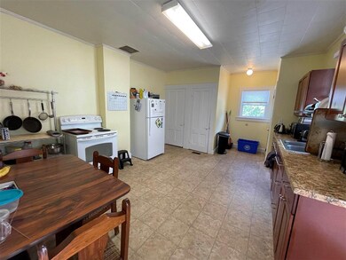 16-18 West St, Concord, NH 03301 - photo 2