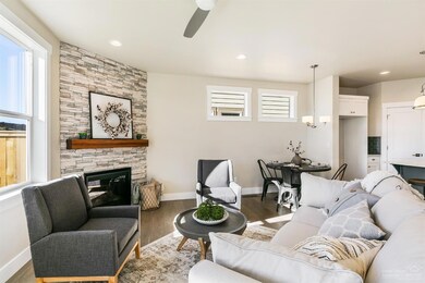 4136 SW Coyote Ave, Redmond, OR 97756 - photo 5