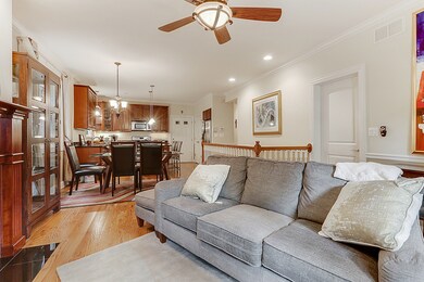 6131 N Richmond St unit 1W, Chicago, IL 60659 - photo 4