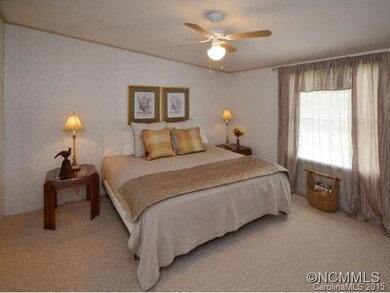 78 Sunrise Ridge Dr, Hendersonville, NC 28792 - photo 6