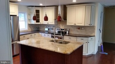 8765 Fort Smallwood Rd, Pasadena, MD 21122 - photo 5