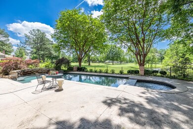 Your own Swimming Pool on the green with the best 