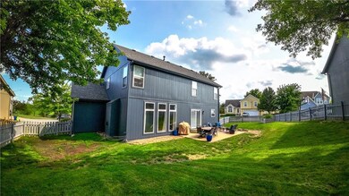 2010 SW Huntbrook Cir, Lees Summit, MO 64082 - photo 5