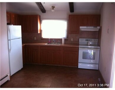 90 Wampum Rd, Narragansett, RI 02882 - photo 2