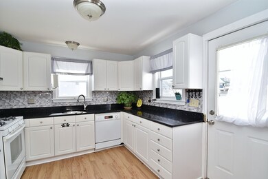 7 John St unit 1, Woburn, MA 01801 - photo 4