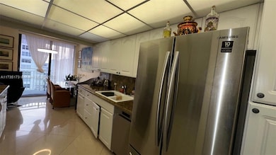 Winston Towers 600 unit 1909, Sunny Isles Beach, FL 33160 - photo 2