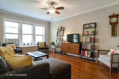 2049 W Ainslie St unit 3E, Chicago, IL 60625 - photo 3