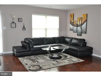 721 Dell Ct, Southampton, PA 18966 - photo 2