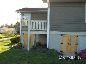 13 Apple Blossom Ln, Hendersonville, NC 28792 - photo 3