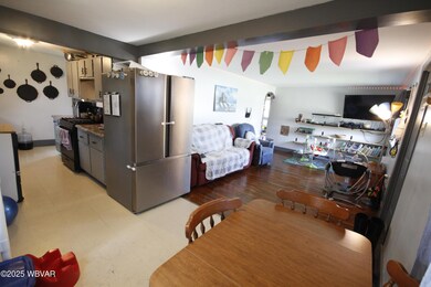 Kitchen, dining and living room