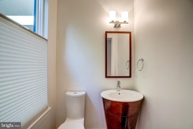 2360 Champlain St NW unit 1.2, Washington, DC 20009 - photo 6