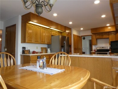 1919 4th St SE, East Wenatchee, WA 98802 - photo 4