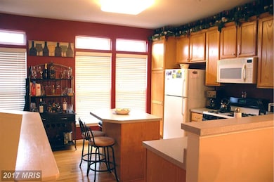 2989 Huntington Grove Square, Alexandria, VA 22306 - photo 3