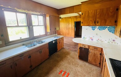 8916 Mcadams Rd, Clayton, LA 71326 - photo 3