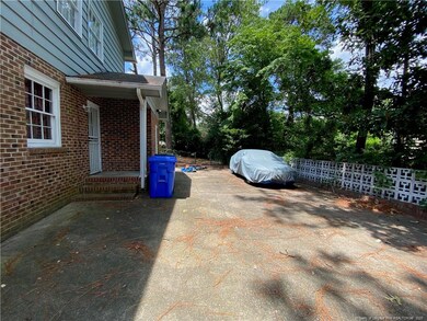 2402 Rolling Hill Rd, Fayetteville, NC 28304 - photo 6