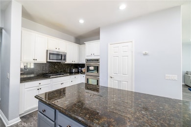 27859 Cirrus Cir, Corona, CA 92883 - photo 4