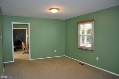 3802 Viser Ct, Bowie, MD 20715 - photo 5