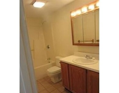 100 Locust St unit 10, Lynn, MA 01904 - photo 4