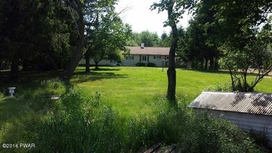 585 Ridge Ave, Hawley, PA 18428 - photo 7