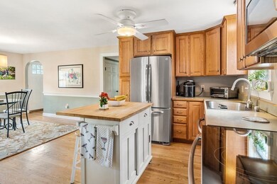 10 Orlando Ave, Worcester, MA 01606 - photo 5