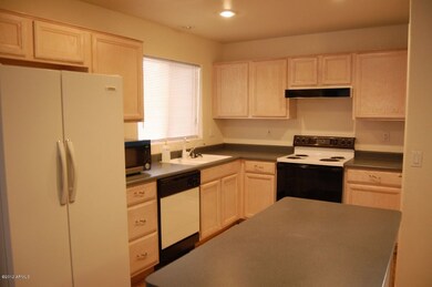 1451 E Gary Dr, Chandler, AZ 85225 - photo 3