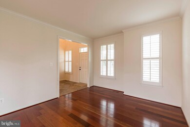 7495 Edington Dr, Warrenton, VA 20187 - photo 4