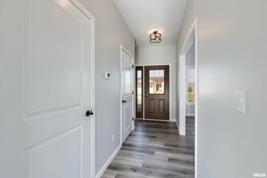 1207 W 63rd St, Davenport, IA 52806 - photo 3