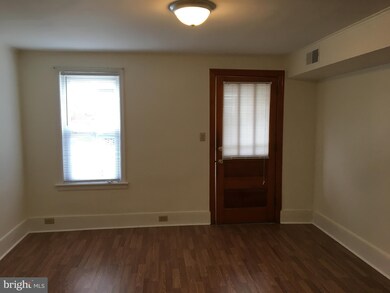 13 Oregon St, Mercersburg, PA 17236 - photo 2