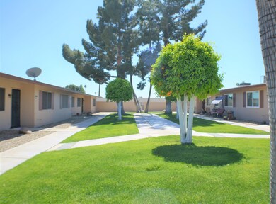 10869 W Santa fe Dr, Sun City, AZ 85351 - photo 3