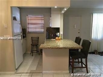 410 SE 4th Ave unit 5, Hallandale Beach, FL 33009 - photo 5